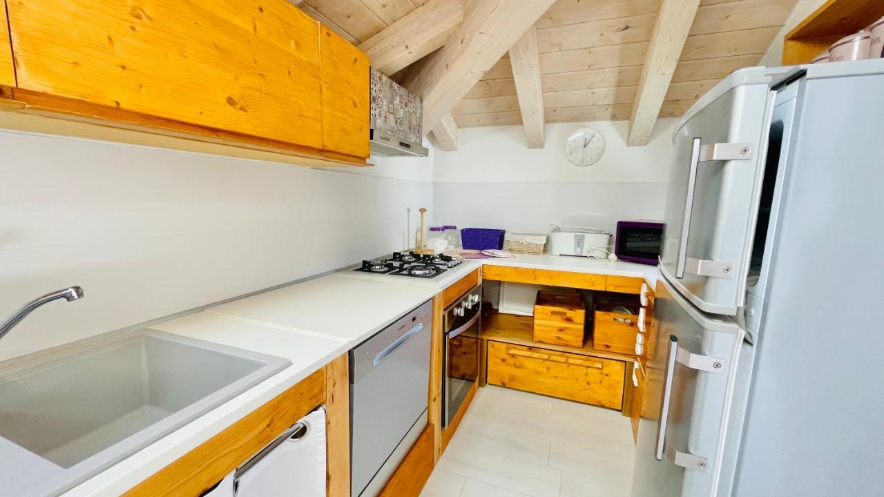 Casa Lilla Lt Apartment กราเวโดนา ภายนอก รูปภาพ