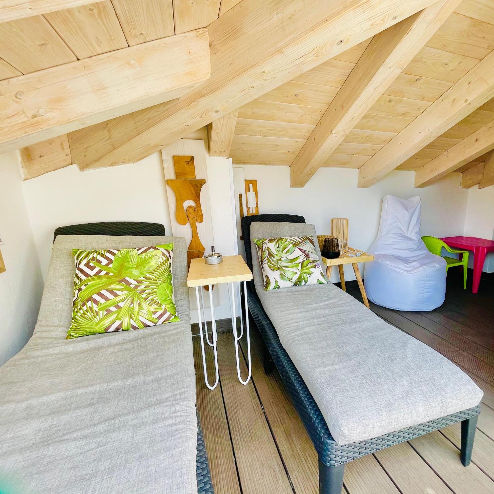 Casa Lilla Lt Apartment กราเวโดนา ภายนอก รูปภาพ