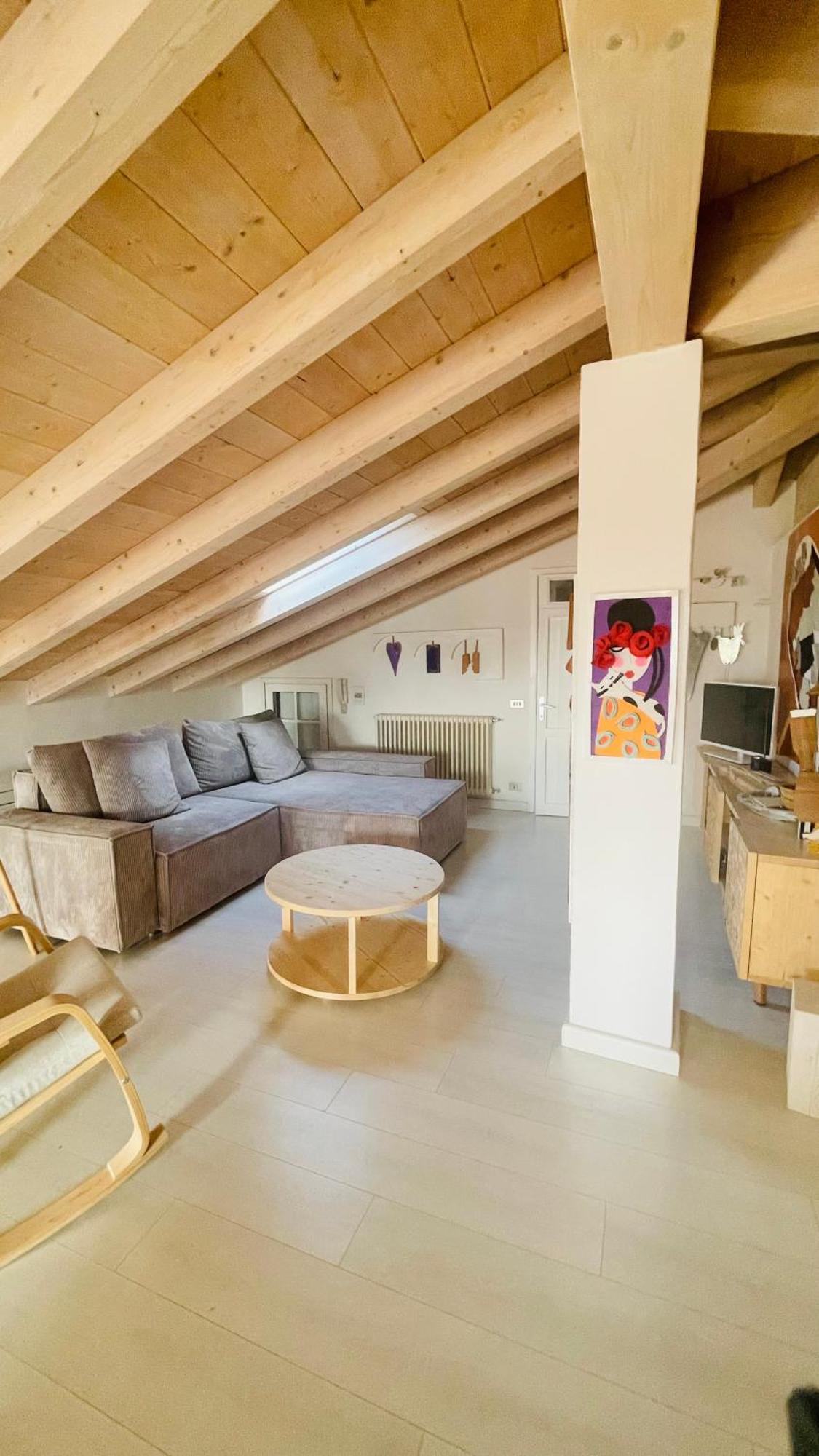 Casa Lilla Lt Apartment กราเวโดนา ภายนอก รูปภาพ